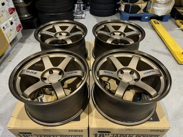 USED - Volk Racing TE37 and TE37SL Combo SET OF 5 wheels! 18x9.5" +38 (2 of) 18x9.5" +45 (three of) 5x100PCD - Image 3